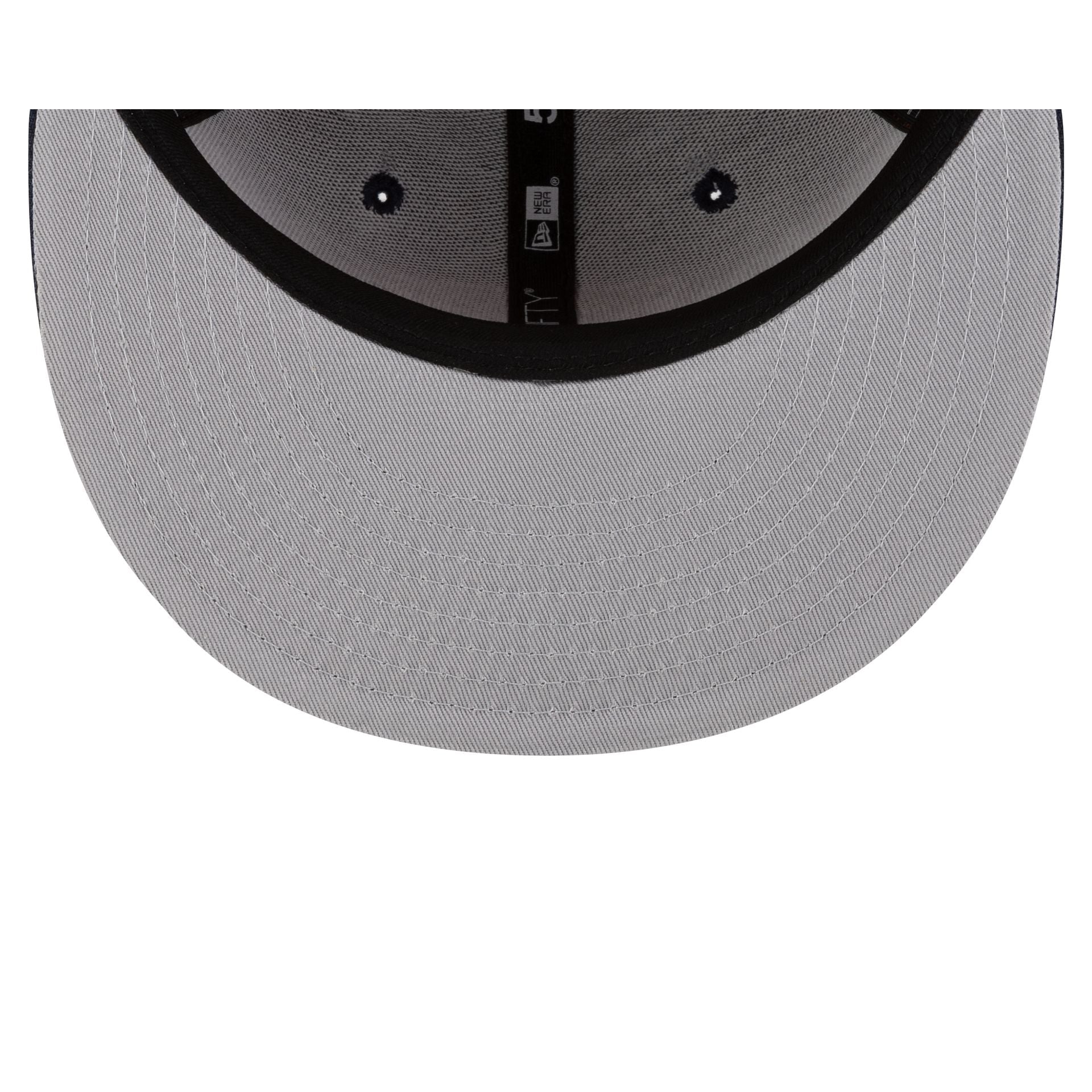 Chicago Bears Two-Tone Pinwheel 59FIFTY Fitted Hat